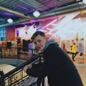 Meet your Posher, Brandon